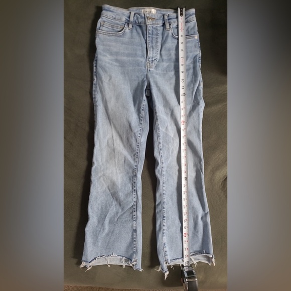 Frame Le Crop Mini Boot Jeans in Blue. - Picture 8 of 9